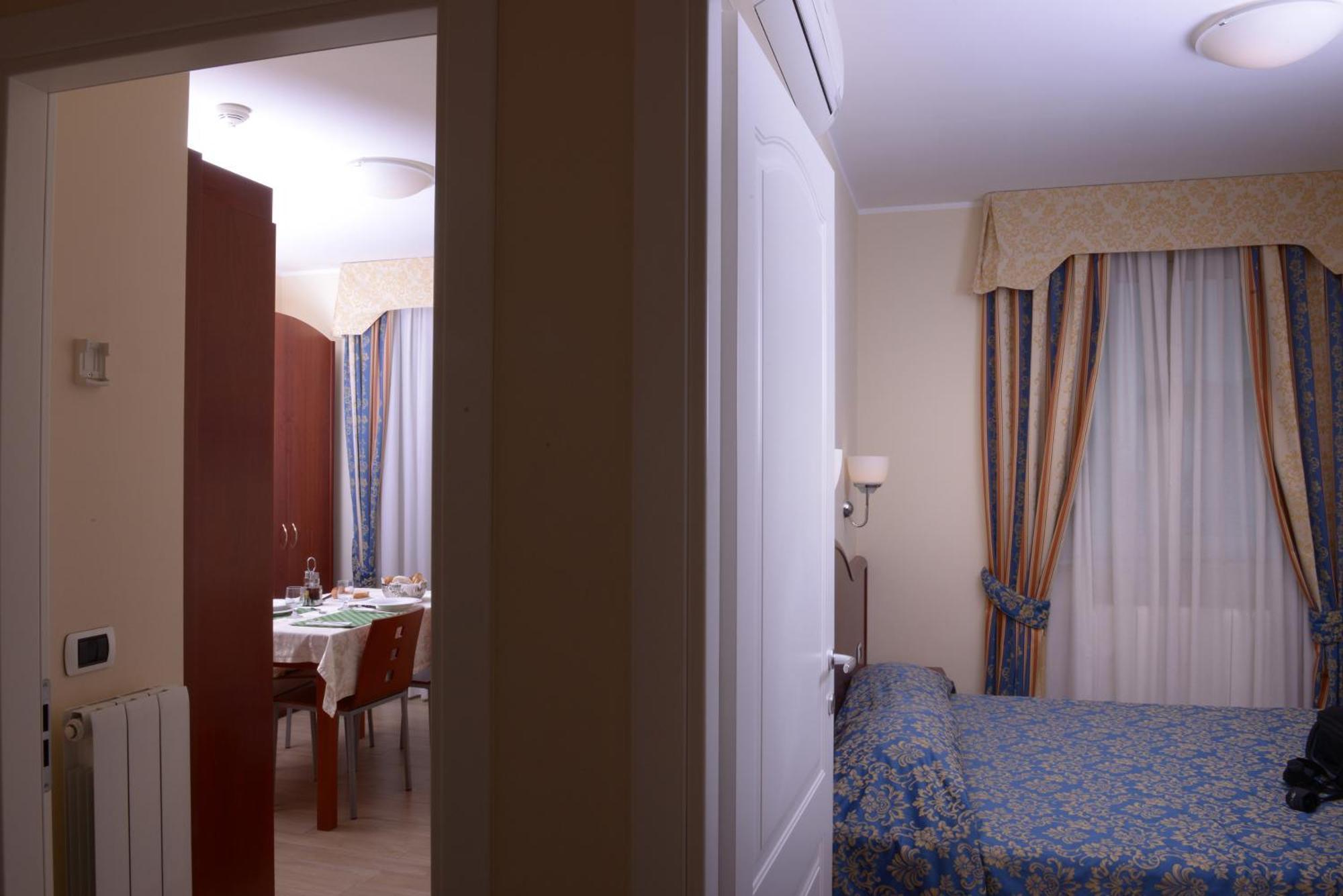 Residence Costa Smeralda Grottammare Εξωτερικό φωτογραφία