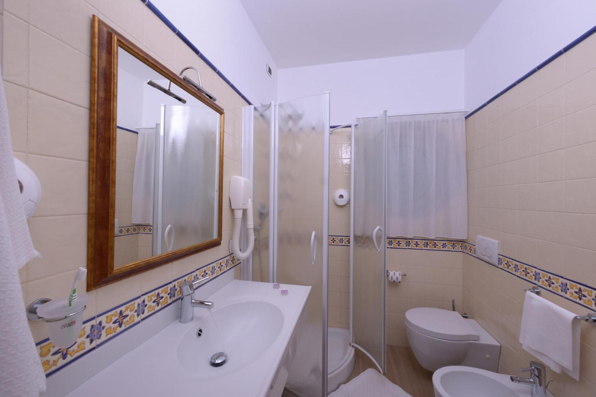 Residence Costa Smeralda Grottammare Δωμάτιο φωτογραφία